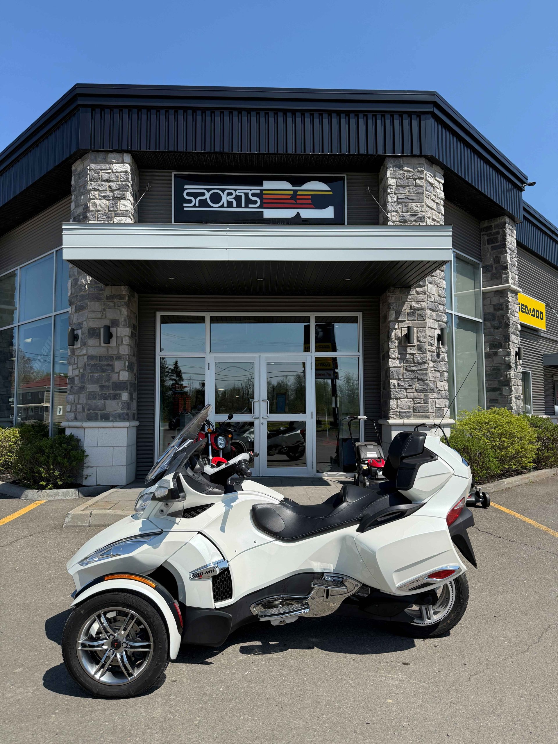 CAN-AM SPYDER RT LIMITED 2011