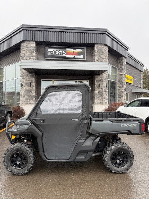 CAN-AM DEFENDER XT HD9 2022