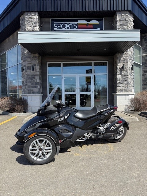 CAN-AM SPYDER RS 990 2012